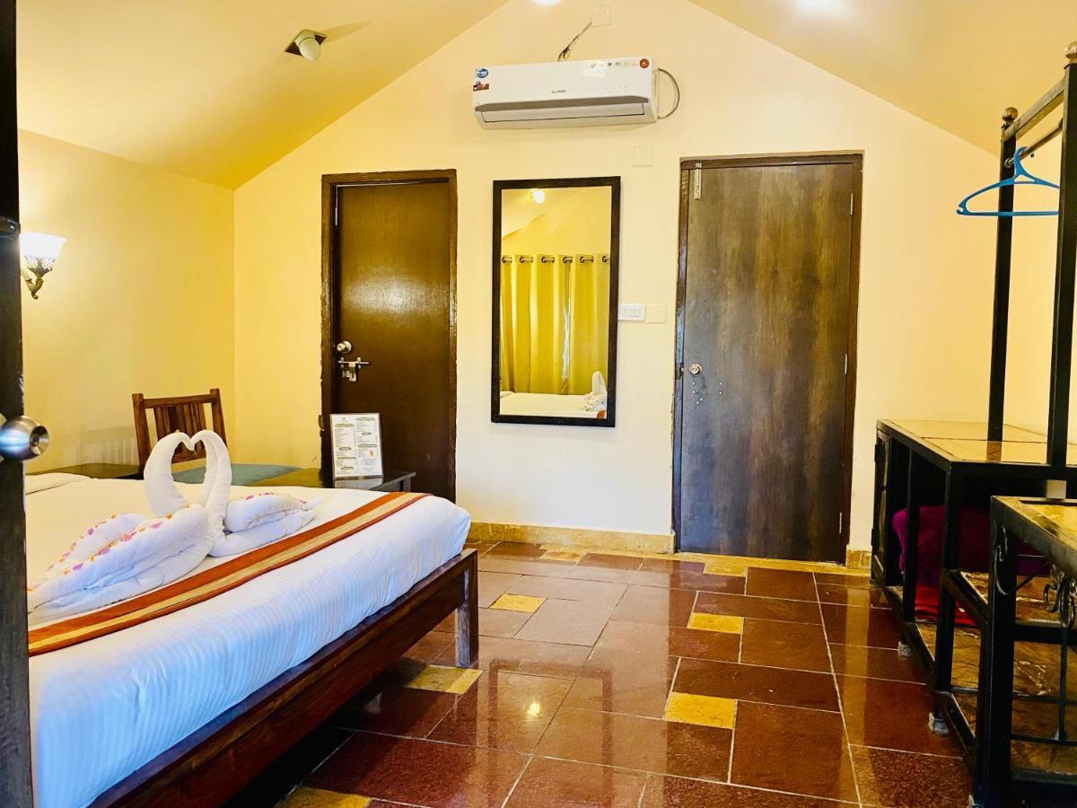 Udai Farmhouse - A Peacefull Riverside 4*