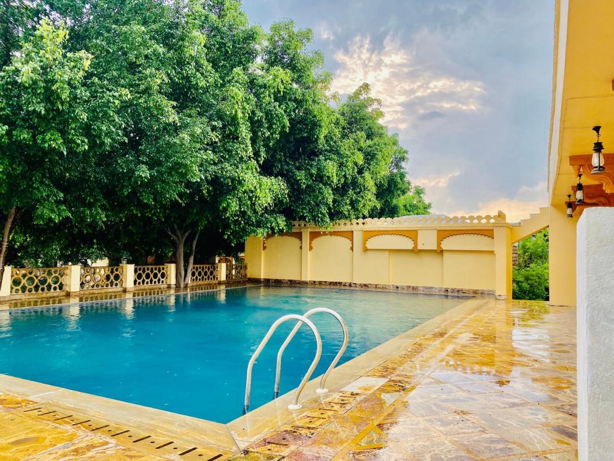 Hotel Udai Farmhouse - A Peacefull Riverside