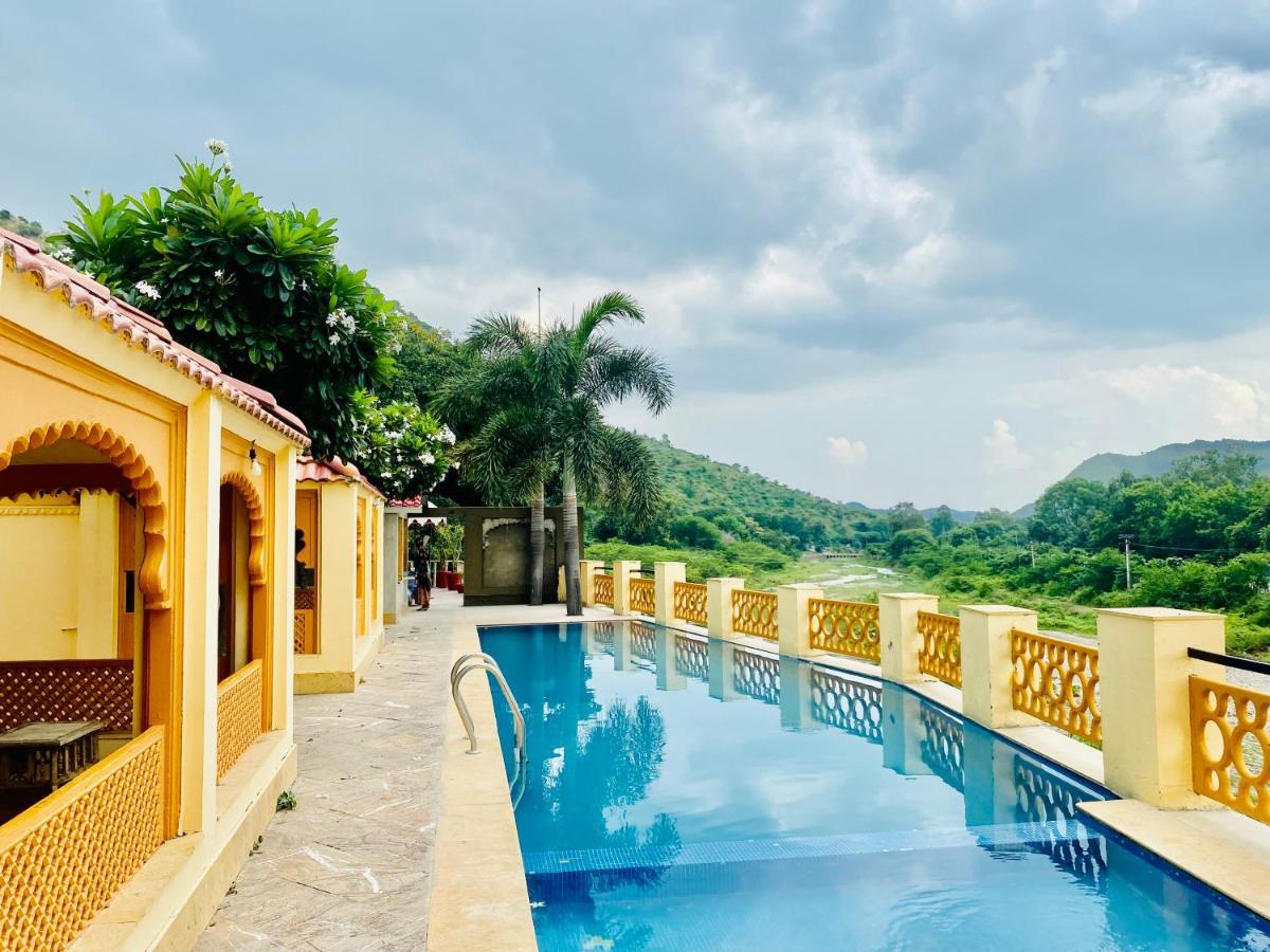 Hotel Udai Farmhouse - A Peacefull Riverside Udaipur