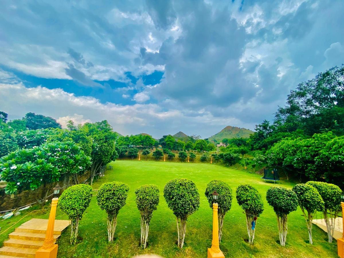 Udai Farmhouse - A Peacefull Riverside 4*