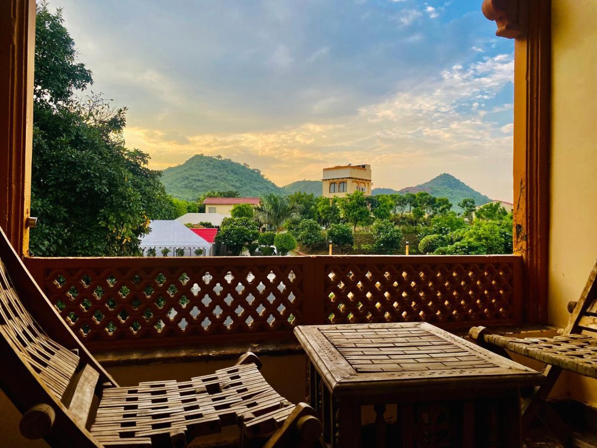 Udai Farmhouse - A Peacefull Riverside 4* Udaipur