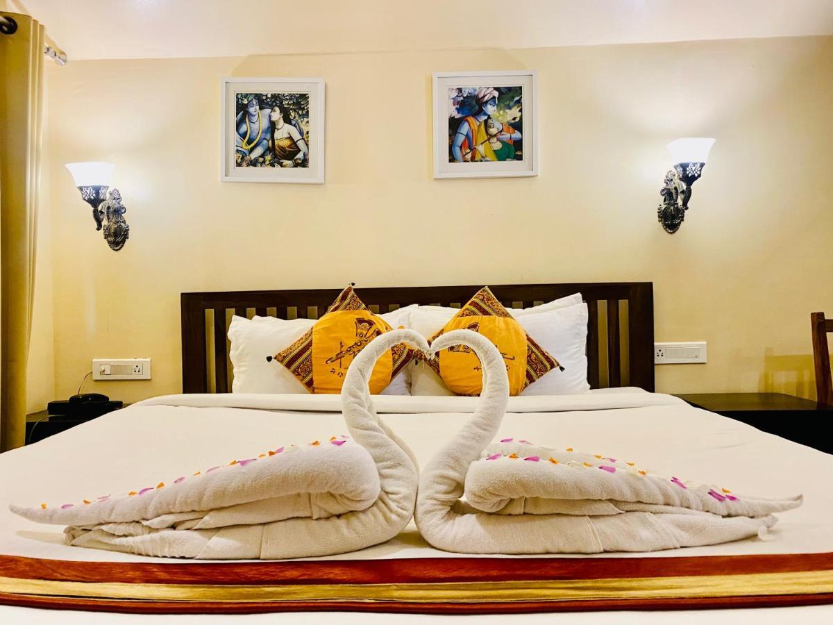 Hotel Udai Farmhouse - A Peacefull Riverside