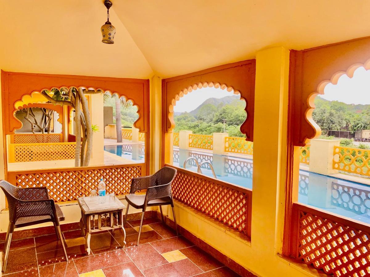 Udai Farmhouse - A Peacefull Riverside 4* Udaipur