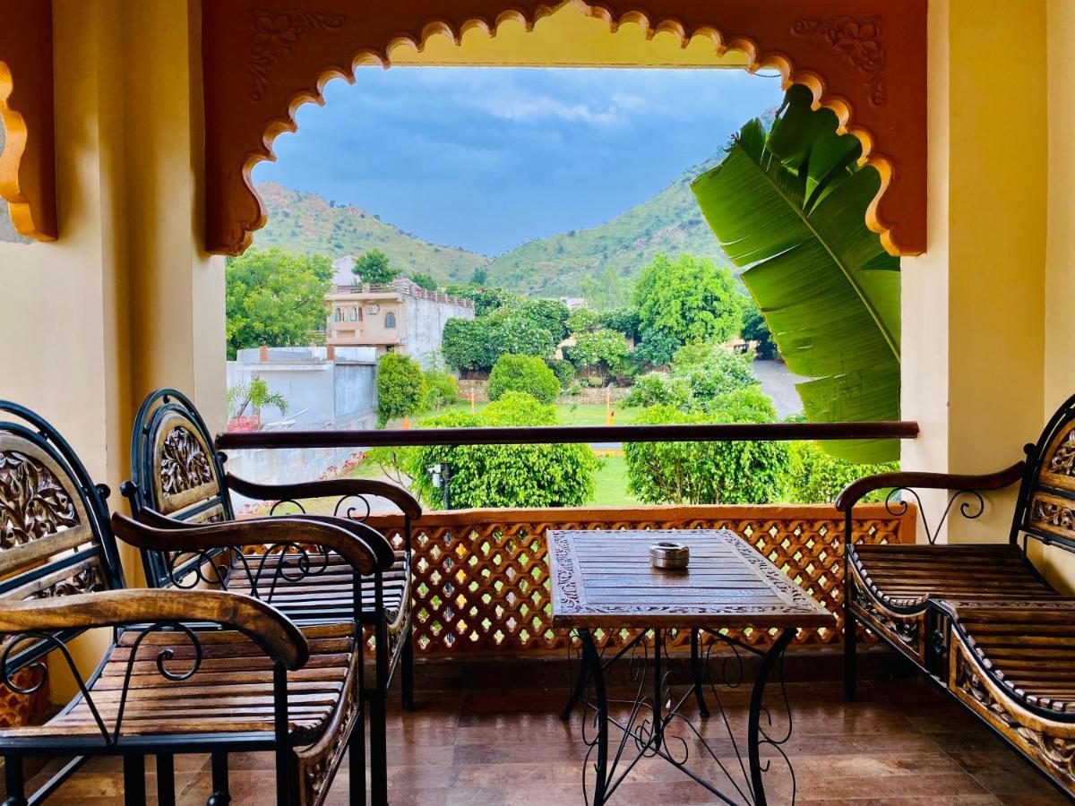 Hotel Udai Farmhouse - A Peacefull Riverside