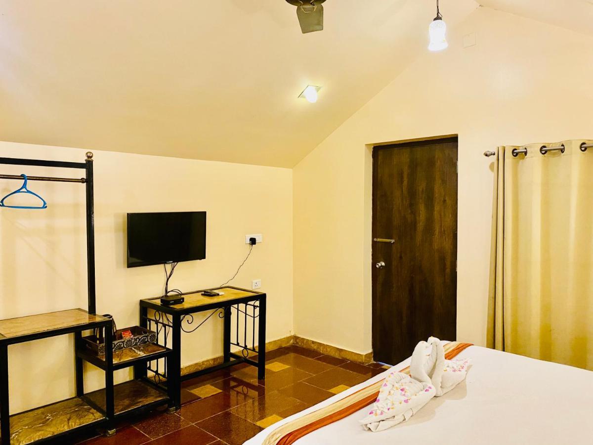 Hotel Udai Farmhouse - A Peacefull Riverside Udaipur